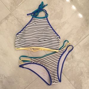 Cute high neck striped bikini